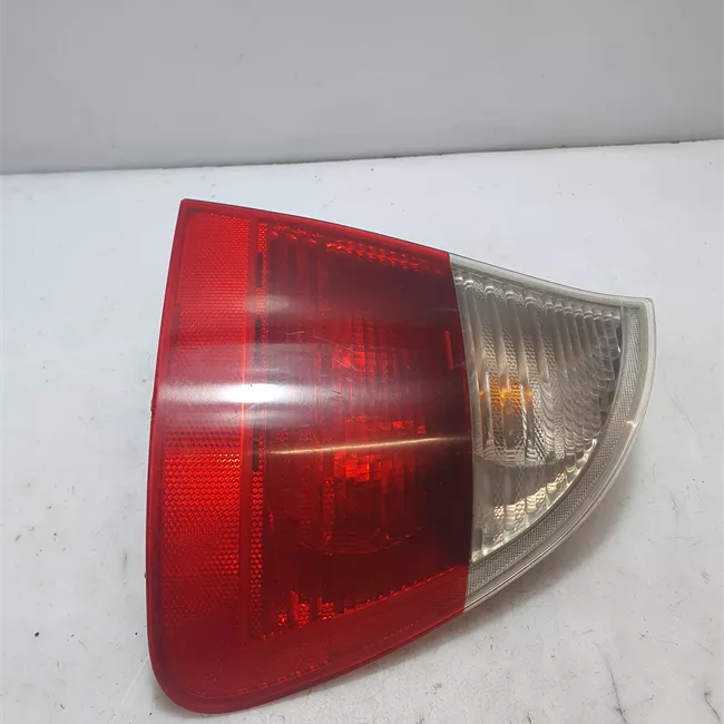 Fanale posteriore parte esterno destro Indicatori Direzione Bianchi