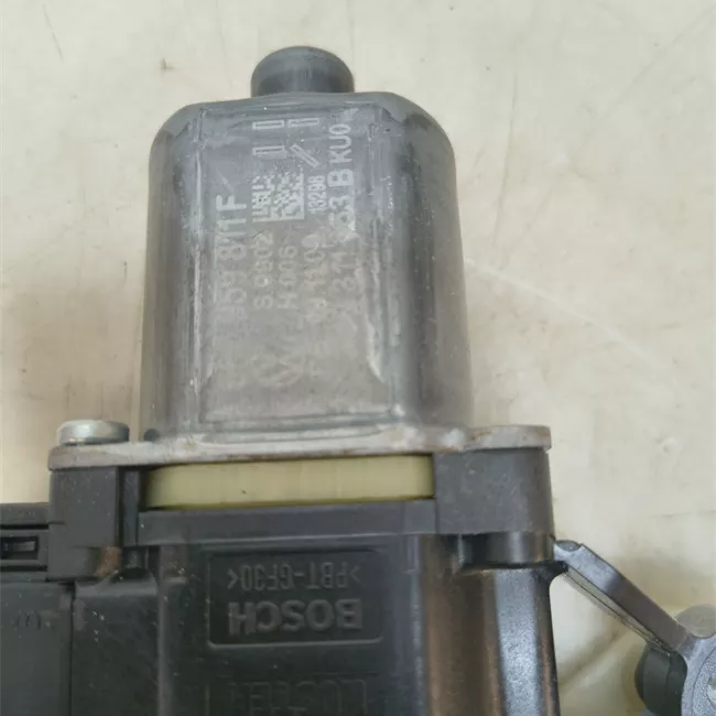 Alzacristallo porta posteriore sinistro