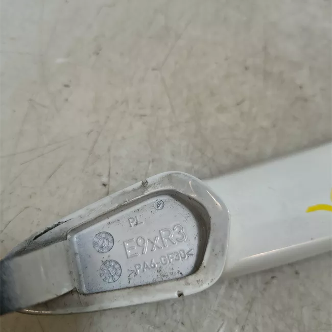 Maniglia porta posteriore destra primer