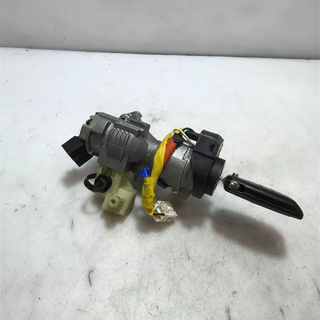 Commutatore avviamento e bloccasterzo