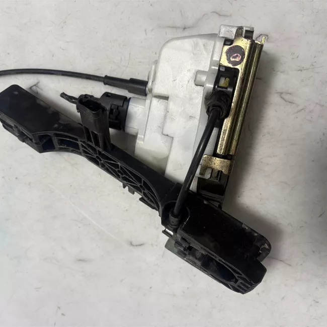 Serratura porta posteriore destra