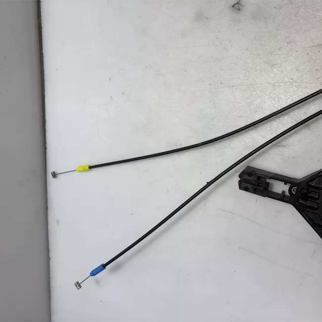 Serratura porta posteriore destra con doppia chiusura