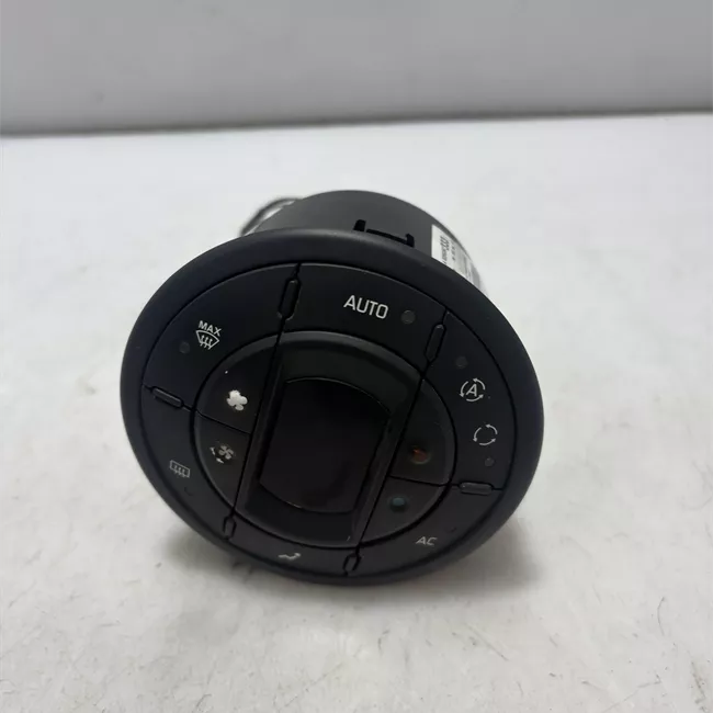 Blocco comando climatizzazione sinistro porta anteriore