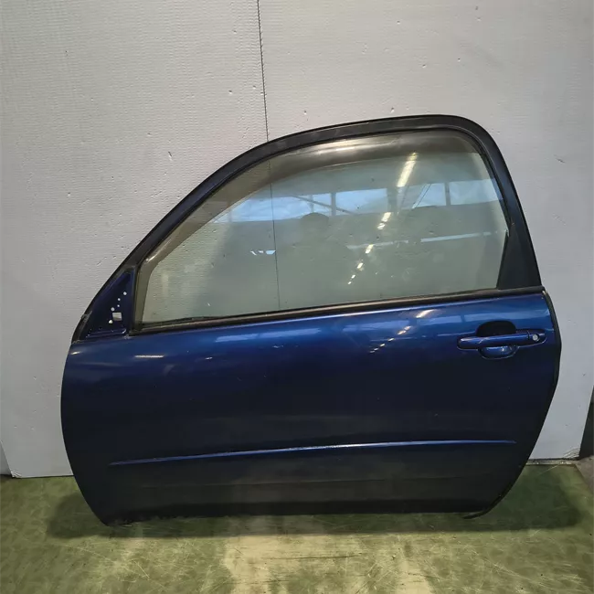 Porta anteriore sinistra