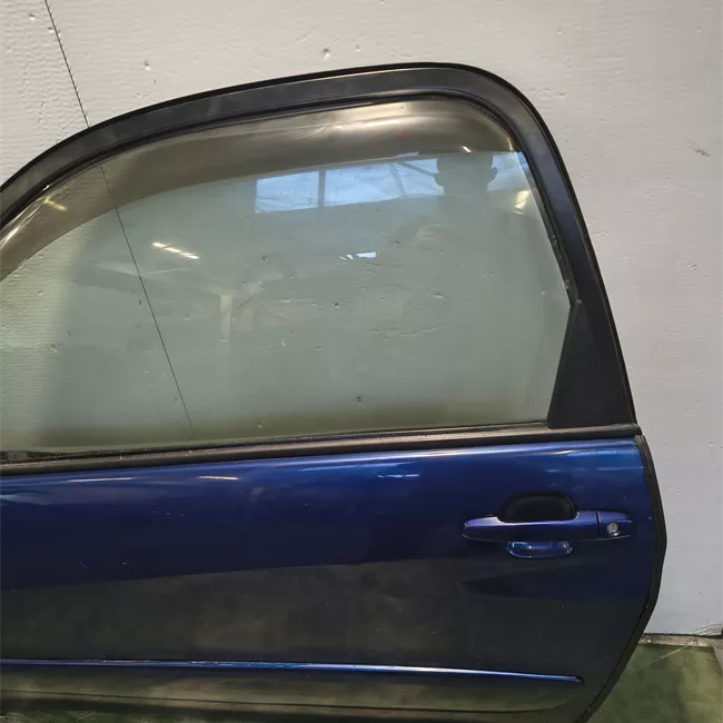 Porta anteriore sinistra