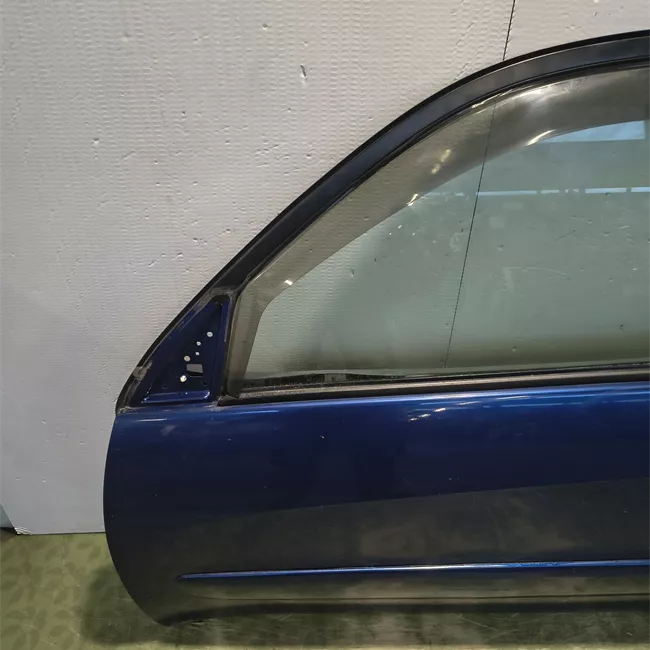 Porta anteriore sinistra