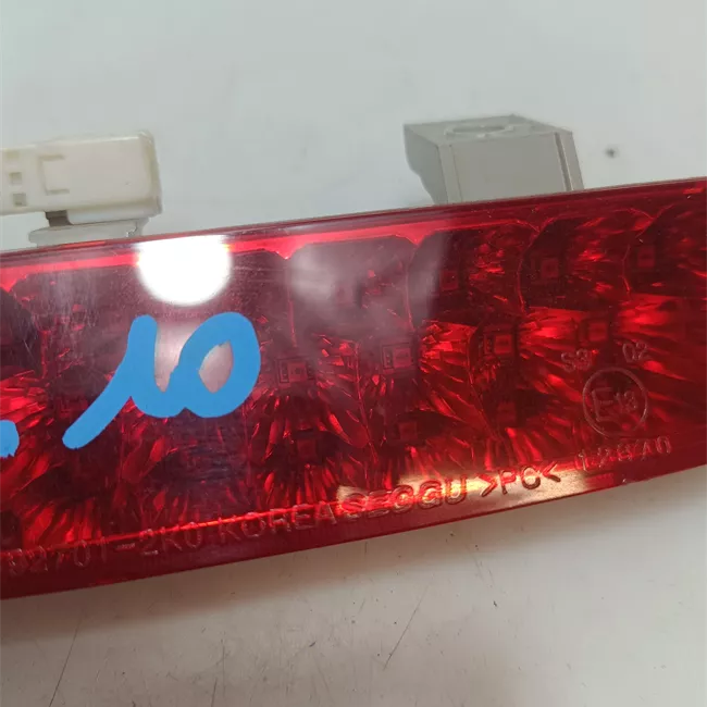 Fanale stop supplementare con led