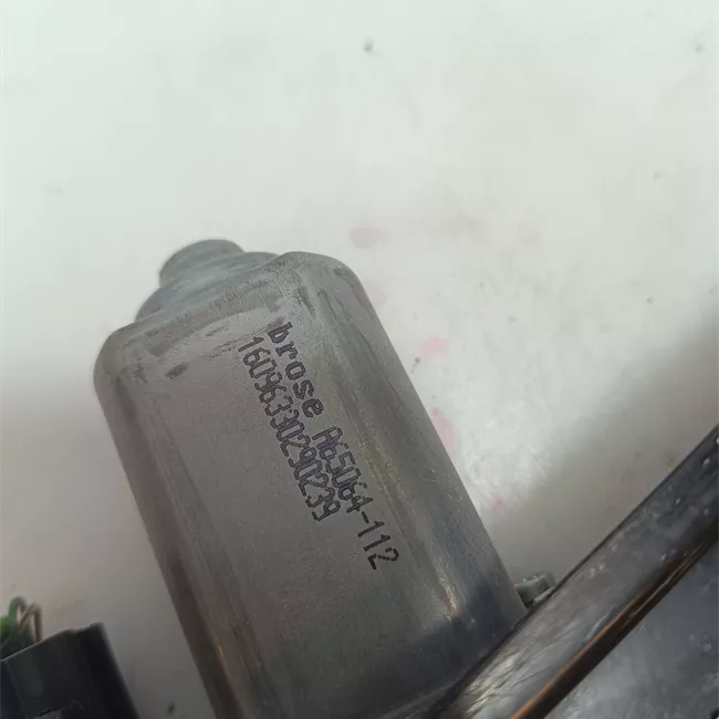 Alzacristallo elettrico porta anteriore sinistro con motorino