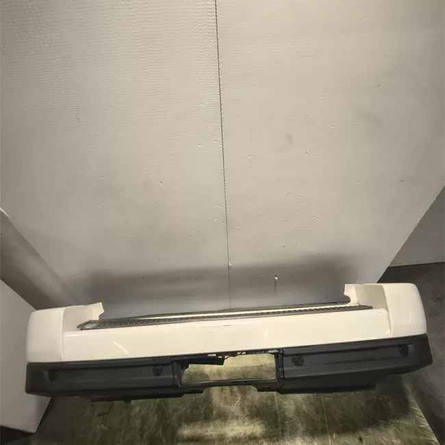 Paraurti posteriore con assistenza parcheggio