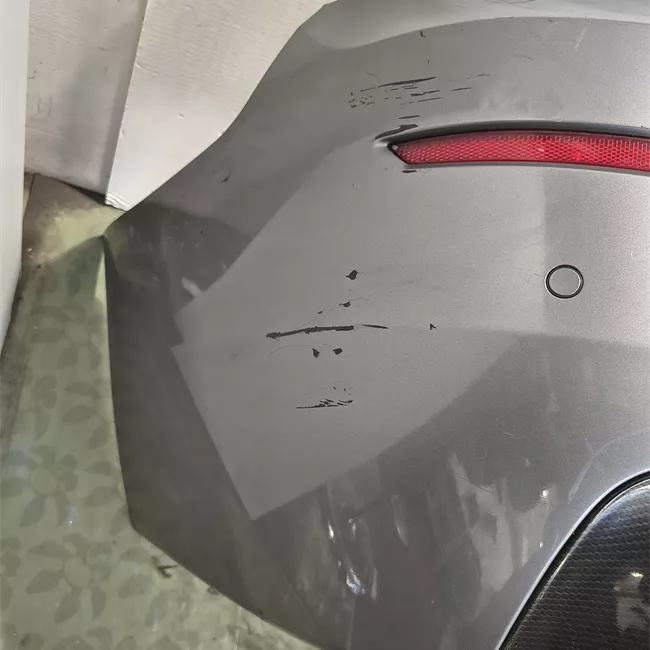 Paraurti posteriore M, con sensori parcheggio primer