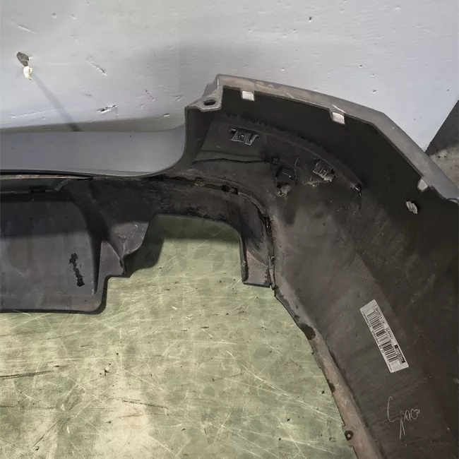 Paraurti posteriore M, con sensori parcheggio primer