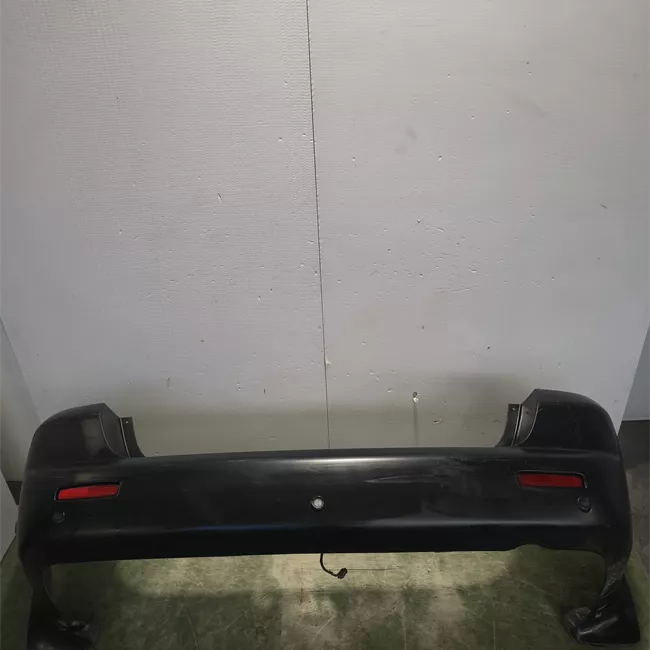Paraurti posteriore con sensore parcheggio