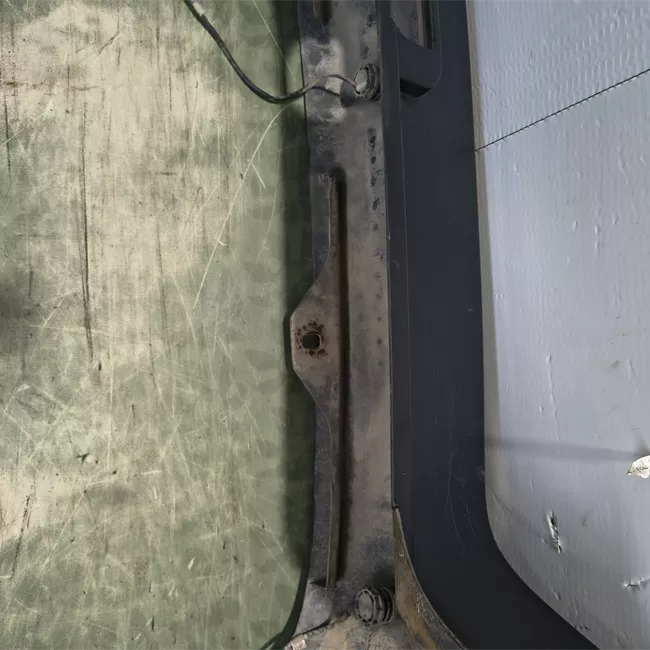 Paraurti posteriore con sensore parcheggio