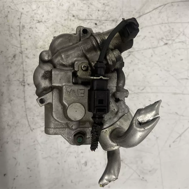 Compressore aria condizionata rotazionale