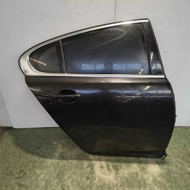 Porta posteriore destra