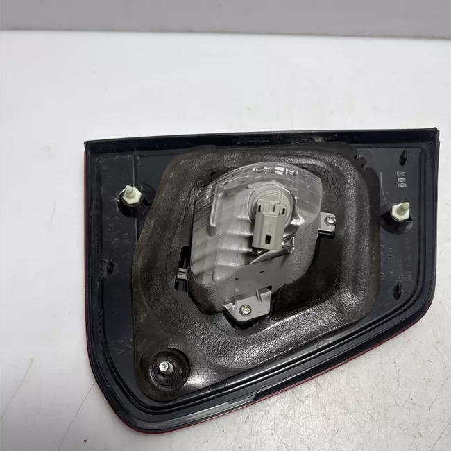 Fanale posteriore parte interno sinistro