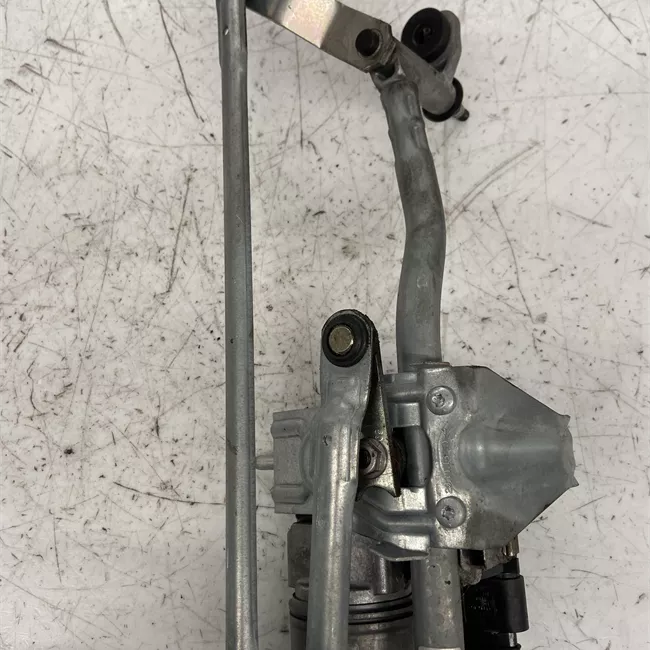 Meccanismo tergiparabrezza con motorino