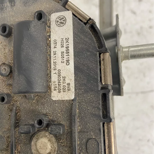 Meccanismo tergiparabrezza con motorino