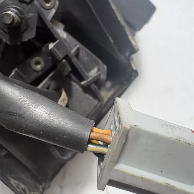 Retrovisore esterno regolazione elettrica destro con fanalino laterale