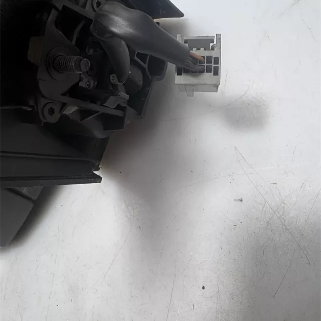 Retrovisore esterno regolazione elettrica sinistro con fanalino laterale