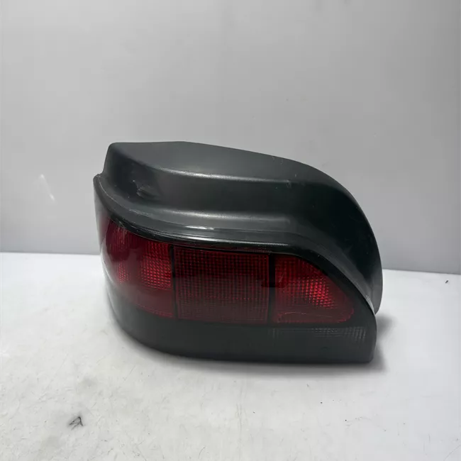 Fanale posteriore sinistro