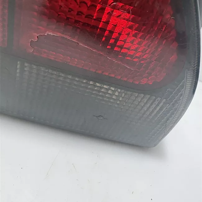 Fanale posteriore sinistro