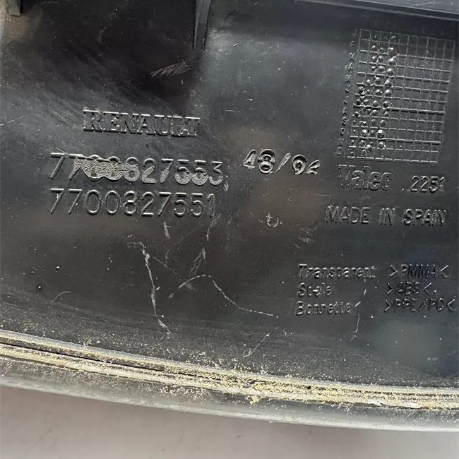 Fanale posteriore sinistro