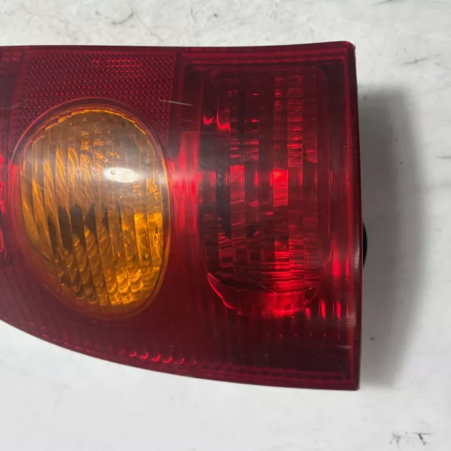 Fanale posteriore sinistro