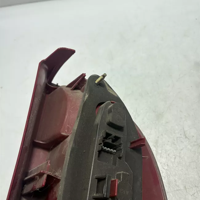 Fanale posteriore sinistro