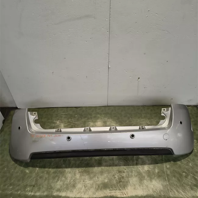 Paraurti posteriore con sensore parcheggio primer
