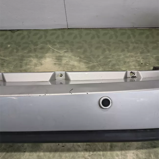 Paraurti posteriore con sensore parcheggio primer