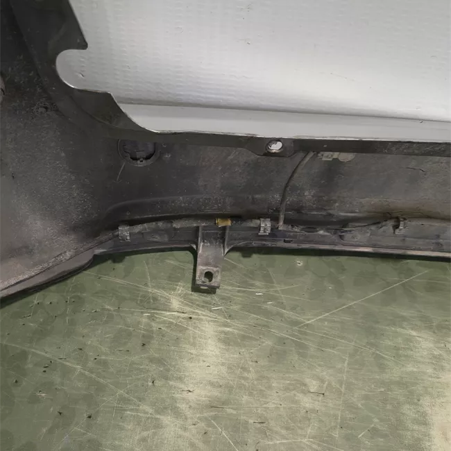 Paraurti posteriore con sensore parcheggio primer