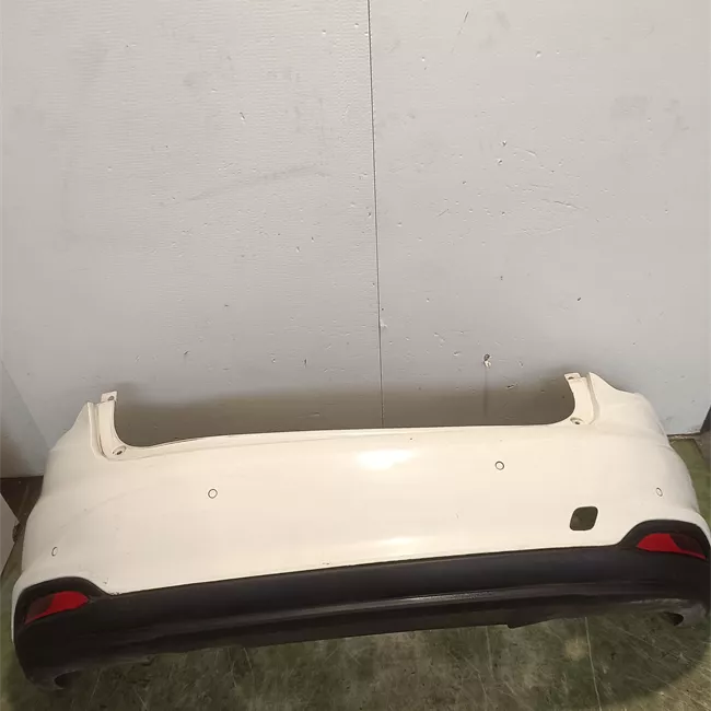 Paraurti posteriore inferiore