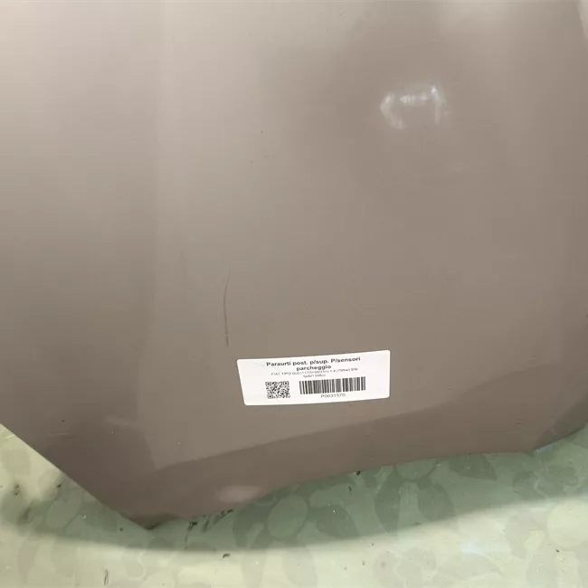 Paraurti posteriore superiore sensori parcheggio