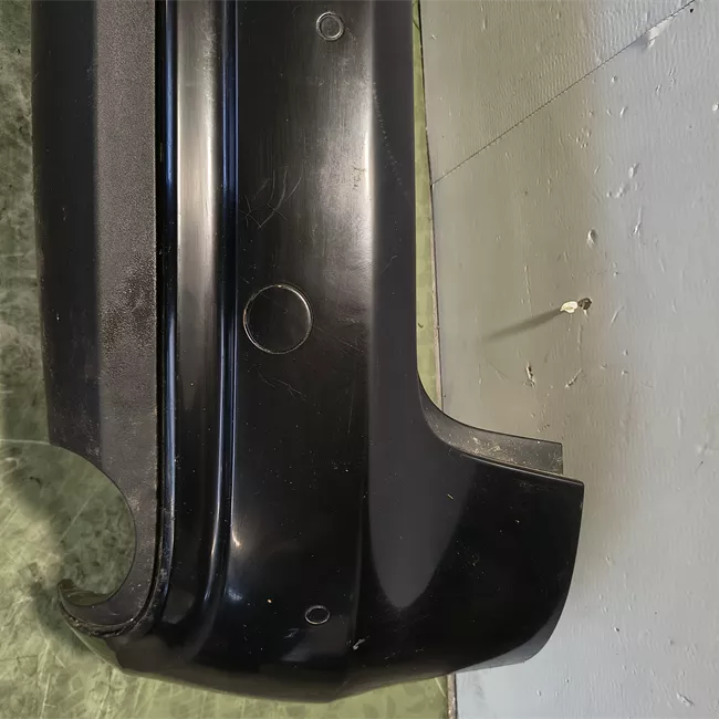 Paraurti posteriore con sensore parcheggio primer