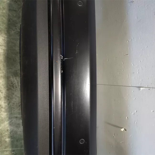 Paraurti posteriore con sensore parcheggio primer