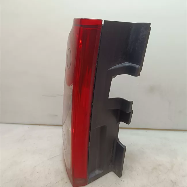 Fanale posteriore sinistro