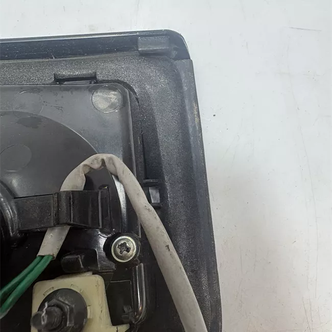 Fanale posteriore parte interno sinistro