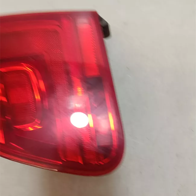 Fanale posteriore parte interno sinistro con fanale retronebbia