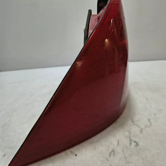 Fanale posteriore sinistro
