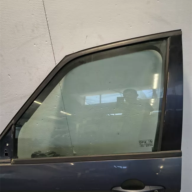 Porta anteriore sinistra
