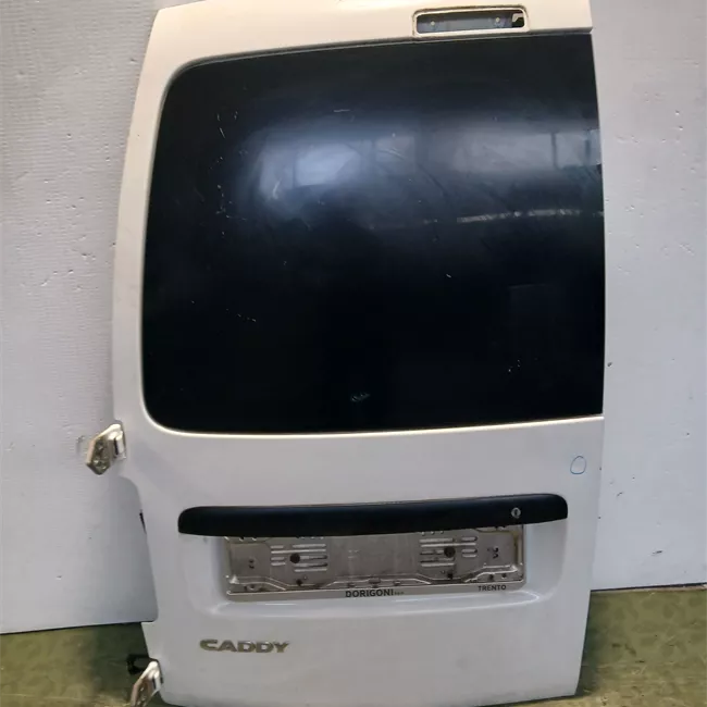 Porta carico posteriore a battente sinistra