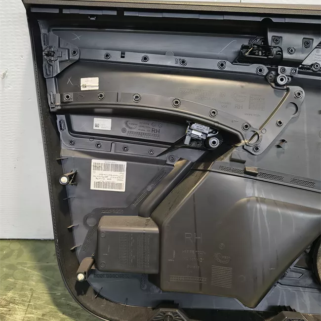 Pannello interno porta anteriore destro alzacristallo elettrico nero titanio