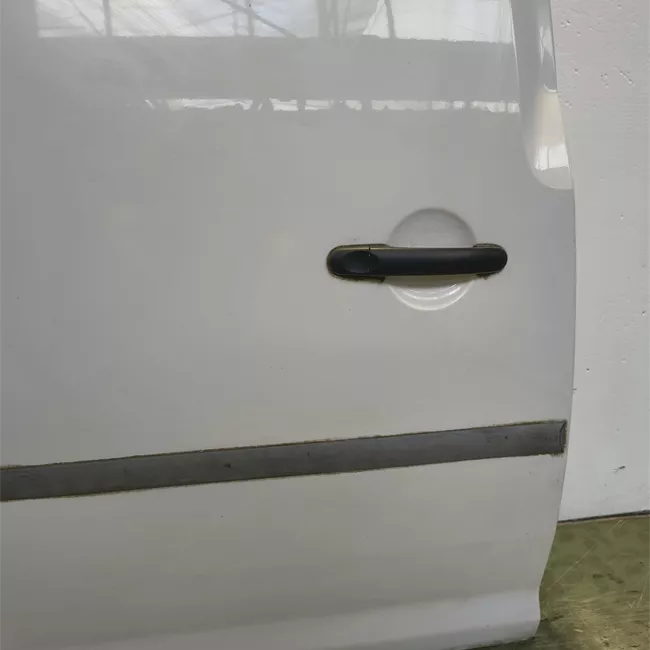 Porta posteriore destra