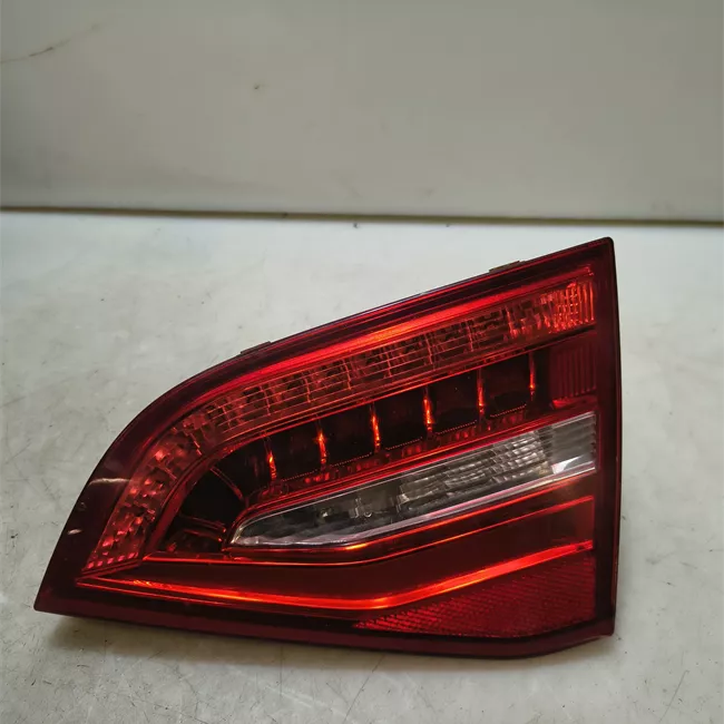 Fanale posteriore parte interno destro Led