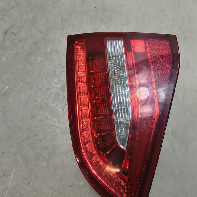 Fanale posteriore parte interno destro Led