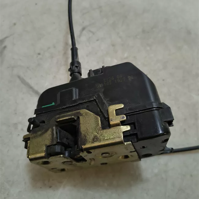 Serratura porta posteriore destra Connessione 4 contatti