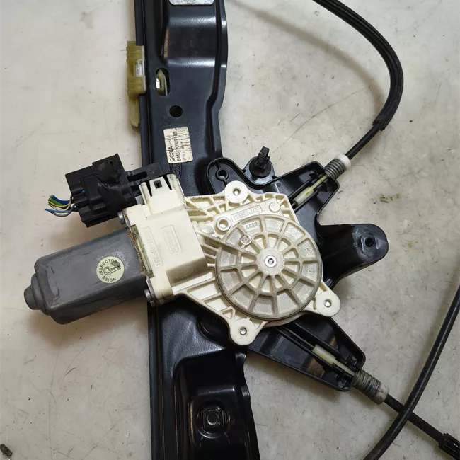 Alzacristallo elettrico porta anteriore sinistro con motorimo, apertura/chiusura completo