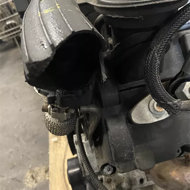 Motore semicompleto