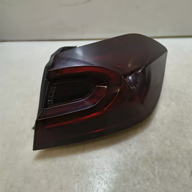 Fanale posteriore parte esterno destro Led